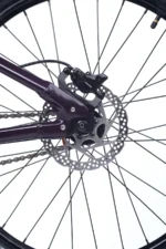 ACADEMY Pump 6 (2027) | 26 Zoll Jugend-/Kinder-MTB | Plum – Bild 2